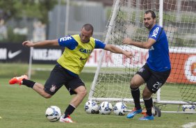 Durante o treino desta manh no CT Joaquim Grava, Parque Ecolgico do Tiete, zona leste de So Paulo. O prximo jogo da equipe ser amanh, domingo, dia 27/04, contra o Flamengo, no Pacaembu, vlido pela 2 rodada do Campeonato Brasileiro de 2014