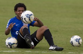 Durante o treino desta manhã no CT Joaquim Grava, Parque Ecológico do Tiete, zona leste de São Paulo. O próximo jogo da equipe será amanhã, domingo, dia 27/04, contra o Flamengo, no Pacaembu, válido pela 2ª rodada do Campeonato Brasileiro de 2014