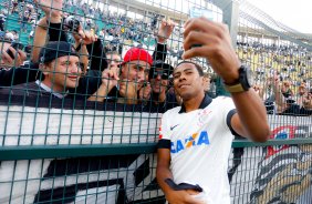 Elias Corinthians durante partida vaila pelo campeonato Brasileiro 2014. joga realizado no Pacaembu realizado27/04/2014: (