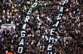 Torcida do Corinthians durante partida vaila pelo campeonato Brasileiro 2014. joga realizado no Pacaembu realizado27/04/2014: (