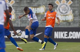 Durante o treino desta manh no CT Joaquim Grava, Parque Ecolgico do Tiete, zona leste de So Paulo. O prximo jogo da equipe ser domingo, dia 11/05, contra o So Paulo, na Arena Barueri, vlido pela 4 rodada do Campeonato Brasileiro de 2014