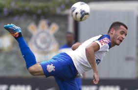 Durante o treino desta manh no CT Joaquim Grava, Parque Ecolgico do Tiete, zona leste de So Paulo. O prximo jogo da equipe ser domingo, dia 11/05, contra o So Paulo, na Arena Barueri, vlido pela 4 rodada do Campeonato Brasileiro de 2014