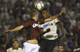 Durante a partida Corinthians x Atlético-PR, realizada esta noite no estádio do Caninde, válida pela 6ª rodada do Campeonato Brasileiro de 2014