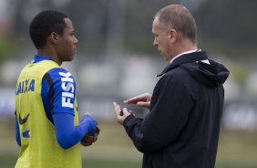 Durante o treino desta manh no CT do Parque Ecolgico do Tiete, zona leste de So Paulo. O prximo jogo da equipe ser amanh, domingo, dia 25/05 na Ilha do Retiro contra o Sport/PE, vlido pela 7 rodada do Campeonato Brasileiro de 2014