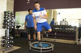 Durante o treino desta manhã em uma academia na cidade de Extrema/MG. O time faz uma intertemporada preparando-se para o próximo jogo dia 17/07 contra o Internacional/RS, na Arena Corinthians, válido pela 10ª rodada do Campeonato Brasileiro de 2014