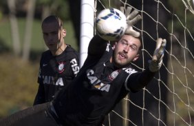 Durante o treino desta manh no Hotel Fazenda das Amoreiras, na cidade de Extrema/MG. O time faz uma intertemporada preparando-se para o prximo jogo dia 17/07 contra o Internacional/RS, na Arena Corinthians, vlido pela 10 rodada do Campeonato Brasileiro de 2014