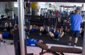 Durante o treino desta manh em um academia na cidade de Extrema/MG. O time faz uma intertemporada preparando-se para o prximo jogo dia 17/07 contra o Internacional/RS, na Arena Corinthians, vlido pela 10 rodada do Campeonato Brasileiro de 2014