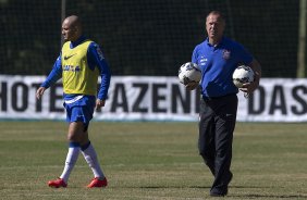 Durante o treino desta manhã no Hotel Fazenda das Amorerias, na cidade de Extrema/MG. O time faz uma intertemporada preparando-se para o próximo jogo dia 17/07 contra o Internacional/RS, na Arena Corinthians, válido pela 10ª rodada do Campeonato Brasileiro de 2014