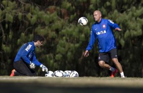 Durante o treino desta manh no Hotel Fazenda das Amorerias, na cidade de Extrema/MG. O time faz uma intertemporada preparando-se para o prximo jogo dia 17/07 contra o Internacional/RS, na Arena Corinthians, vlido pela 10 rodada do Campeonato Brasileiro de 2014