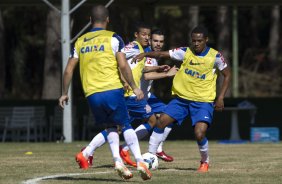 Durante o treino desta manh no Hotel Fazenda das Amorerias, na cidade de Extrema/MG. O time faz uma intertemporada preparando-se para o prximo jogo dia 17/07 contra o Internacional/RS, na Arena Corinthians, vlido pela 10 rodada do Campeonato Brasileiro de 2014