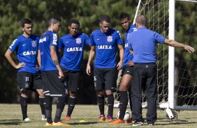 Durante o treino desta manh no Hotel Fazenda das Amorerias, na cidade de Extrema/MG. O time faz uma intertemporada preparando-se para o prximo jogo dia 17/07 contra o Internacional/RS, na Arena Corinthians, vlido pela 10 rodada do Campeonato Brasileiro de 2014