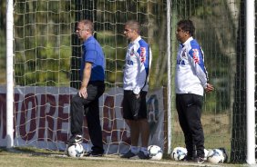 Durante o treino desta manh no Hotel Fazenda das Amorerias, na cidade de Extrema/MG. O time faz uma intertemporada preparando-se para o prximo jogo dia 17/07 contra o Internacional/RS, na Arena Corinthians, vlido pela 10 rodada do Campeonato Brasileiro de 2014