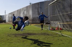 Durante o treino esta manh no CT Joaquim Grava, Parque Ecolgico do Tiete, zona leste de So Paulo, contra o So Bernardo. O prximo jogo da equipe ser dia 17/07, contra o Internacional/RS, na Arena Corinthians, vlido pela 10 rodada do Campeonato Brasileiro de 2014