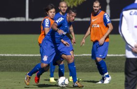 Durante o treino esta manh no CT Joaquim Grava, Parque Ecolgico do Tiete, zona leste de So Paulo, contra o So Bernardo. O prximo jogo da equipe ser dia 17/07, contra o Internacional/RS, na Arena Corinthians, vlido pela 10 rodada do Campeonato Brasileiro de 2014