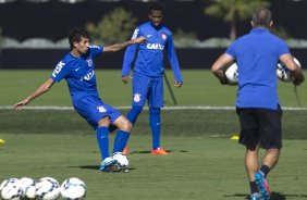 Durante o treino esta manh no CT Joaquim Grava, Parque Ecolgico do Tiete, zona leste de So Paulo, contra o So Bernardo. O prximo jogo da equipe ser dia 17/07, contra o Internacional/RS, na Arena Corinthians, vlido pela 10 rodada do Campeonato Brasileiro de 2014