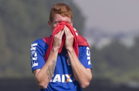 Durante o treino desta manh no CT Joaquim Grava, Parque Ecolgico do Tiete, zona leste de So Paulo, contra o So Bernardo. O prximo jogo da equipe ser dia 17/07, contra o Internacional/RS, na Arena Corinthians, vlido pela 10 rodada do Campeonato Brasileiro de 2014