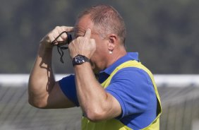 Durante o treino desta manh no CT Joaquim Grava, Parque Ecolgico do Tiete, zona leste de So Paulo, contra o So Bernardo. O prximo jogo da equipe ser dia 17/07, contra o Internacional/RS, na Arena Corinthians, vlido pela 10 rodada do Campeonato Brasileiro de 2014