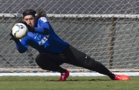 Durante o treino desta manh no CT Joaquim Grava, Parque Ecolgico do Tiete, zona leste de So Paulo, contra o So Bernardo. O prximo jogo da equipe ser dia 17/07, contra o Internacional/RS, na Arena Corinthians, vlido pela 10 rodada do Campeonato Brasileiro de 2014