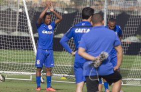 Durante o treino desta manh no CT Joaquim Grava, Parque Ecolgico do Tiete, zona leste de So Paulo, contra o So Bernardo. O prximo jogo da equipe ser dia 17/07, contra o Internacional/RS, na Arena Corinthians, vlido pela 10 rodada do Campeonato Brasileiro de 2014