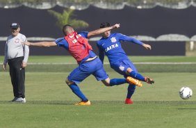 Durante o treino desta manh no CT Joaquim Grava, Parque Ecolgico do Tiete, zona leste de So Paulo, contra o So Bernardo. O prximo jogo da equipe ser dia 17/07, contra o Internacional/RS, na Arena Corinthians, vlido pela 10 rodada do Campeonato Brasileiro de 2014