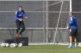 Durante o treino desta manh no CT Joaquim Grava, Parque Ecolgico do Tiete, zona leste de So Paulo, contra o So Bernardo. O prximo jogo da equipe ser dia 17/07, contra o Internacional/RS, na Arena Corinthians, vlido pela 10 rodada do Campeonato Brasileiro de 2014