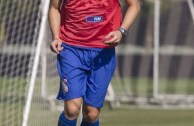 Durante o treino desta manh no CT Joaquim Grava, Parque Ecolgico do Tiete, zona leste de So Paulo, contra o So Bernardo. O prximo jogo da equipe ser dia 17/07, contra o Internacional/RS, na Arena Corinthians, vlido pela 10 rodada do Campeonato Brasileiro de 2014