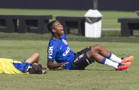 Durante o treino desta manh no CT Joaquim Grava, Parque Ecolgico do Tiete, zona leste de So Paulo, se preparando para o amisoto de amanh em Uberaba/MG contra o Uberaba. O prximo jogo da equipe ser dia 17/07, contra o Internacional/RS, na Arena Corinthians, vlido pela 10 rodada do Campeonato Brasileiro de 2014