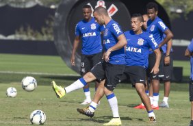 Durante o treino desta manh no CT Joaquim Grava, Parque Ecolgico do Tiete, zona leste de So Paulo, se preparando para o amisoto de amanh em Uberaba/MG contra o Uberaba. O prximo jogo da equipe ser dia 17/07, contra o Internacional/RS, na Arena Corinthians, vlido pela 10 rodada do Campeonato Brasileiro de 2014
