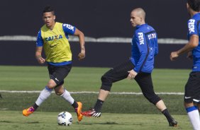 Durante o treino desta manh no CT Joaquim Grava, Parque Ecolgico do Tiete, zona leste de So Paulo, se preparando para o amisoto de amanh em Uberaba/MG contra o Uberaba. O prximo jogo da equipe ser dia 17/07, contra o Internacional/RS, na Arena Corinthians, vlido pela 10 rodada do Campeonato Brasileiro de 2014