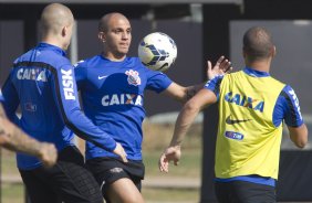 Durante o treino desta manh no CT Joaquim Grava, Parque Ecolgico do Tiete, zona leste de So Paulo, se preparando para o amisoto de amanh em Uberaba/MG contra o Uberaba. O prximo jogo da equipe ser dia 17/07, contra o Internacional/RS, na Arena Corinthians, vlido pela 10 rodada do Campeonato Brasileiro de 2014