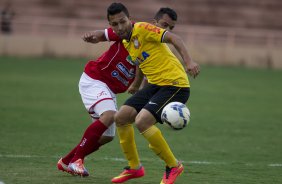 Durante o jogo amistoso entre Uberaba Sport Clube/MG x Corinthians, realizada esta tarde no estádio Engenheiro João Guido, preparatória para a sequência do Campeonato Brasileiro de 2014