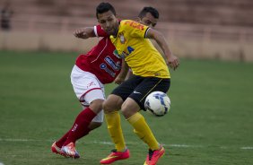 Durante o jogo amistoso entre Uberaba Sport Clube/MG x Corinthians, realizada esta tarde no estdio Engenheiro Joo Guido, preparatria para a sequncia do Campeonato Brasileiro de 2014