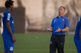 Durante o treino esta tarde no CT Joaquim Grava, Parque Ecolgico do Tiete, zona leste de So Paulo. O prximo jogo da equipe ser amanh dia 17/07, contra o Internacional/RS, na Arena Corinthians, vlido pela 10 rodada do Campeonato Brasileiro de 2014