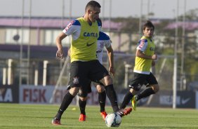 Durante o treino desta tarde no CT Joaquim Grava, Parque Ecolgico do Tiete, zona leste de So Paulo. O prximo jogo da equipe ser quarta-feira, dia 23/07, contra o Bahia/BA, jogo de ida vlido pela Copa do Brasil 2014