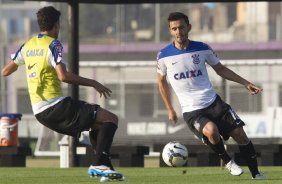 Durante o treino desta tarde no CT Joaquim Grava, Parque Ecológico do Tiete, zona leste de São Paulo. O próximo jogo da equipe será quarta-feira, dia 23/07, contra o Bahia/BA, jogo de ida válido pela Copa do Brasil 2014