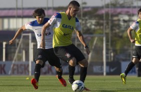 Durante o treino desta tarde no CT Joaquim Grava, Parque Ecolgico do Tiete, zona leste de So Paulo. O prximo jogo da equipe ser quarta-feira, dia 23/07, contra o Bahia/BA, jogo de ida vlido pela Copa do Brasil 2014