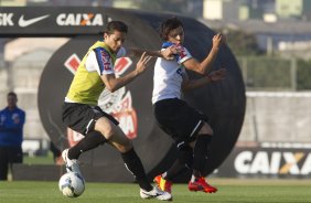 Durante o treino desta tarde no CT Joaquim Grava, Parque Ecolgico do Tiete, zona leste de So Paulo. O prximo jogo da equipe ser quarta-feira, dia 23/07, contra o Bahia/BA, jogo de ida vlido pela Copa do Brasil 2014