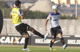 Durante o treino desta tarde no CT Joaquim Grava, Parque Ecolgico do Tiete, zona leste de So Paulo. O prximo jogo da equipe ser quarta-feira, dia 23/07, contra o Bahia/BA, jogo de ida vlido pela Copa do Brasil 2014