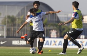 Durante o treino desta tarde no CT Joaquim Grava, Parque Ecolgico do Tiete, zona leste de So Paulo. O prximo jogo da equipe ser quarta-feira, dia 23/07, contra o Bahia/BA, jogo de ida vlido pela Copa do Brasil 2014