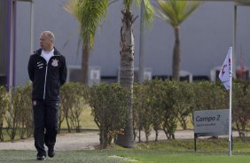 Durante o treino desta manh no CT Joaquim Grava, Parque Ecolgico do Tiete, zona leste de So Paulo. O prximo jogo da equipe ser domingo, dia 03/08, contra o Coritiba, no estdio Couto Pereira, jogo vlido pela 13 rodada do Campeonato Brasileiro de 2014