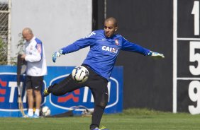 Durante o treino desta manh no CT Joaquim Grava, Parque Ecolgico do Tiete, zona leste de So Paulo. O prximo jogo da equipe ser domingo, dia 03/08, contra o Coritiba, no estdio Couto Pereira, jogo vlido pela 13 rodada do Campeonato Brasileiro de 2014