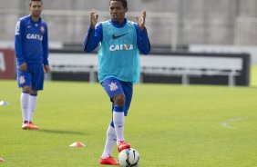 Durante o treino desta manh no CT Joaquim Grava, Parque Ecolgico do Tiete, zona leste de So Paulo. O prximo jogo da equipe ser domingo, dia 03/08, contra o Coritiba, no estdio Couto Pereira, jogo vlido pela 13 rodada do Campeonato Brasileiro de 2014