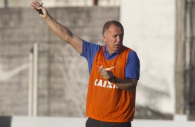 Durante o treino desta tarde no CT Joaquim Grava, Parque Ecolgico do Tiete, zona leste de So Paulo. O prximo jogo da equipe ser domingo, dia 03/08, contra o Coritiba, no estdio Couto Pereira, jogo vlido pela 13 rodada do Campeonato Brasileiro de 2014