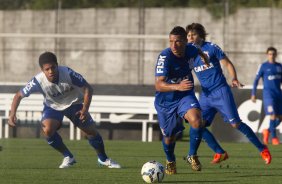 Durante o treino desta tarde no CT Joaquim Grava, Parque Ecolgico do Tiete, zona leste de So Paulo. O prximo jogo da equipe ser domingo, dia 03/08, contra o Coritiba, no estdio Couto Pereira, jogo vlido pela 13 rodada do Campeonato Brasileiro de 2014