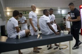 Nos vestiários antes do jogo entre Coritiba x Corinthians realizado esta tarde no estádio Couto Pereira, em Curitiba, válido pela 13ª rodada do Campeonato Brasileiro de 2014
