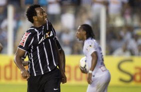 Durante o jogo entre Santos x Corinthians realizado esta tarde na Vila Belmiro, vlido pela 14 rodada do Campeonato Brasileiro de 2014