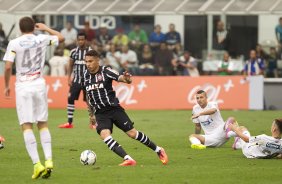 Durante o jogo entre Santos x Corinthians realizado esta tarde na Vila Belmiro, vlido pela 14 rodada do Campeonato Brasileiro de 2014