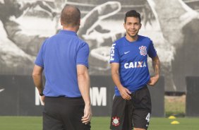 Durante o treino desta tarde no CT Joaquim Grava, Parque Ecolgico do Tiete, zona leste de So Paulo. O prximo jogo da equipe ser amanh, quarta-feira, dia 27/08, na Arena Pantanal, contra Bragantino/SP, jogo de ida da Copa do Brasil 2014