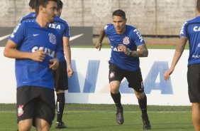 Durante o treino desta tarde no CT Joaquim Grava, Parque Ecolgico do Tiete, zona leste de So Paulo. O prximo jogo da equipe ser amanh, quarta-feira, dia 27/08, na Arena Pantanal, contra Bragantino/SP, jogo de ida da Copa do Brasil 2014