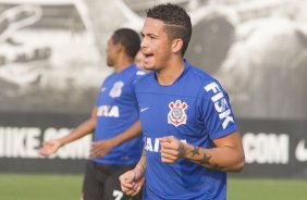 Durante o treino desta tarde no CT Joaquim Grava, Parque Ecolgico do Tiete, zona leste de So Paulo. O prximo jogo da equipe ser amanh, quarta-feira, dia 27/08, na Arena Pantanal, contra Bragantino/SP, jogo de ida da Copa do Brasil 2014